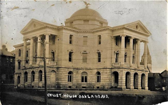Postcard of Oakland Maryland Court House, circa 1909