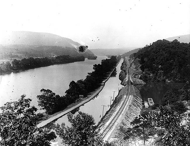 Dam 6 area, the mouth of the Long Hollow Valley