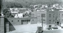 Black and white photo of Carver School circa 1950s