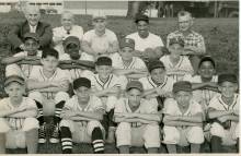 Team photo of Frostburg baseball team 