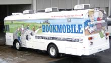 Bookmobile in 2004 parked outside of holding bay @ WCFL