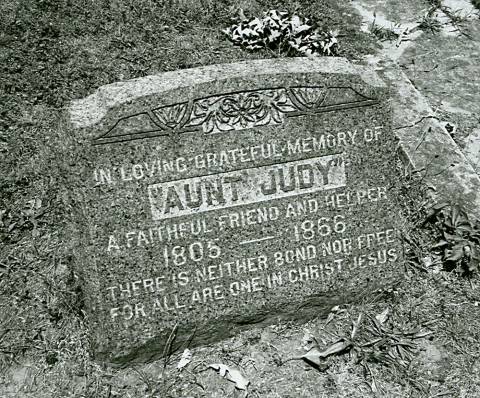 Gravestone marker with In Loving Grateful Memory of "Aunt Judy"